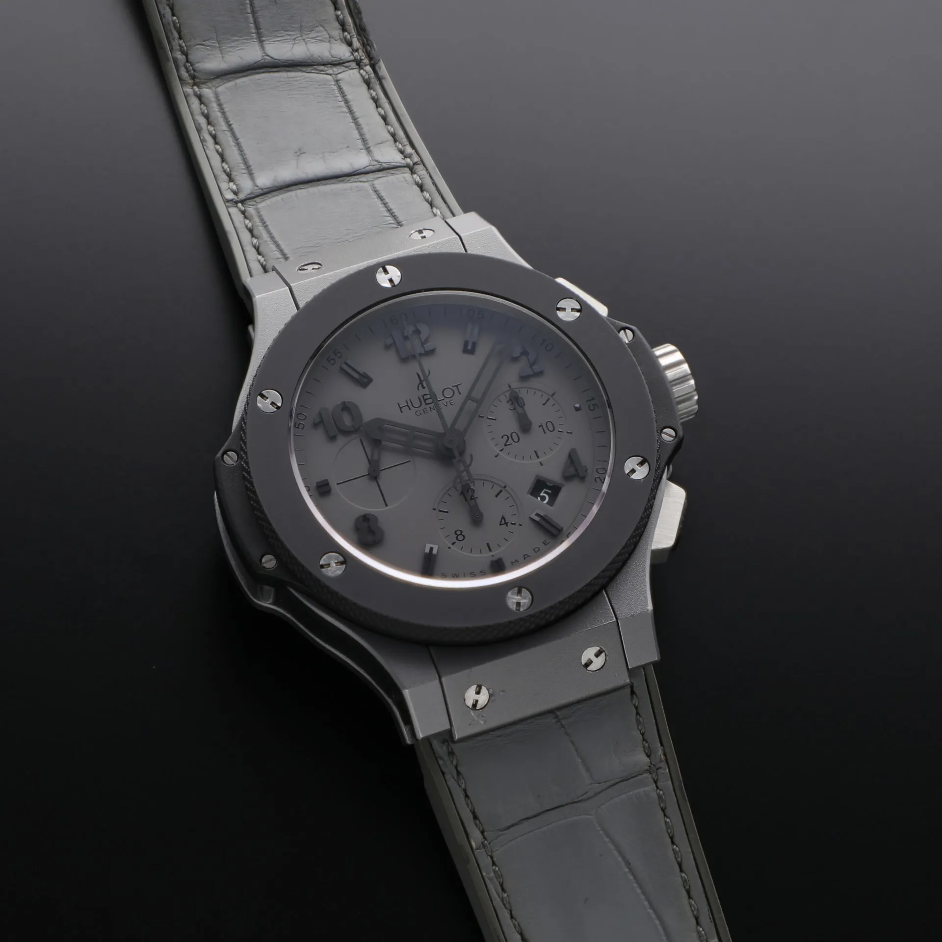 Hublot Big Bang 301.AI.460.RX 44.5mm Tantalum Gray 2