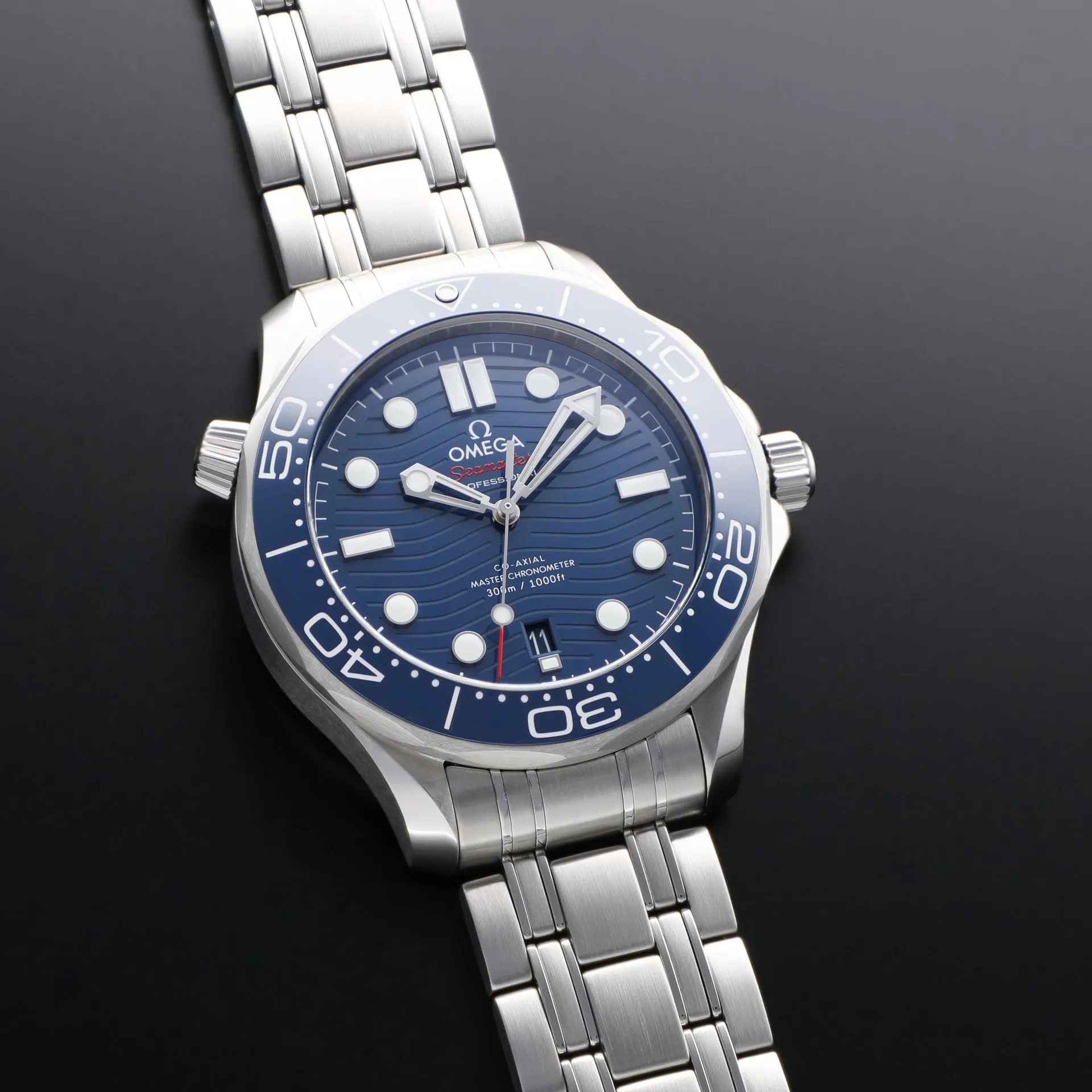 Omega Seamaster Diver 300M 210.30.42.20.03.001 42mm Stainless steel Blue 2