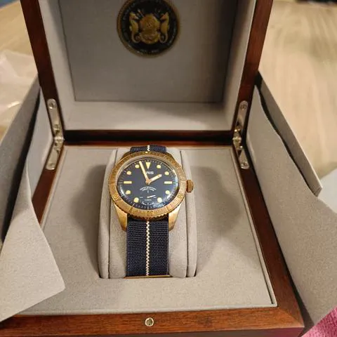 Oris Carl Brashear 01 401 7764 3185 40mm Bronze Blue