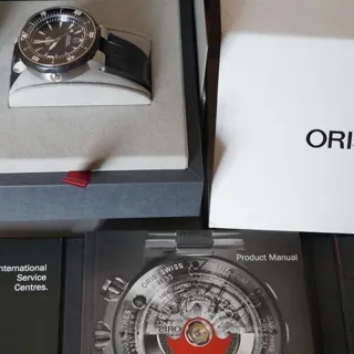 Oris ProDiver Date 01 733 7646 7154-07 4 26 04TEB 49mm Ceramic Black