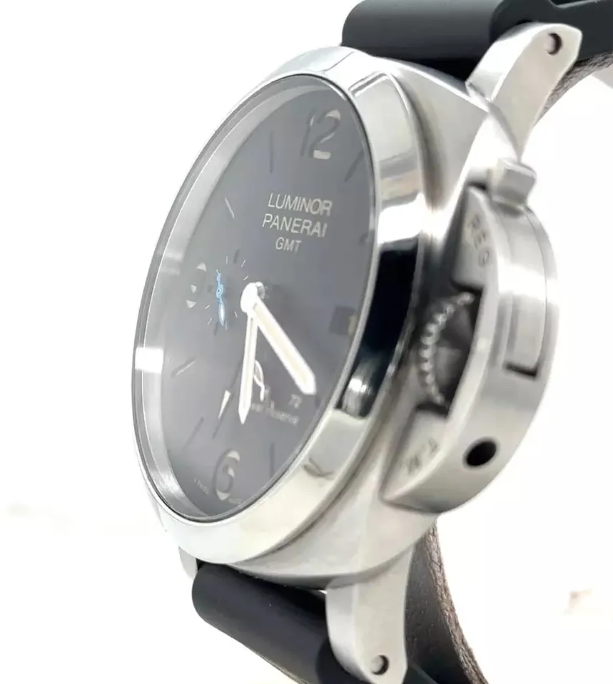 Panerai Luminor 1950 3 Days GMT Power  PAM 01321 44mm Stainless steel Black 1