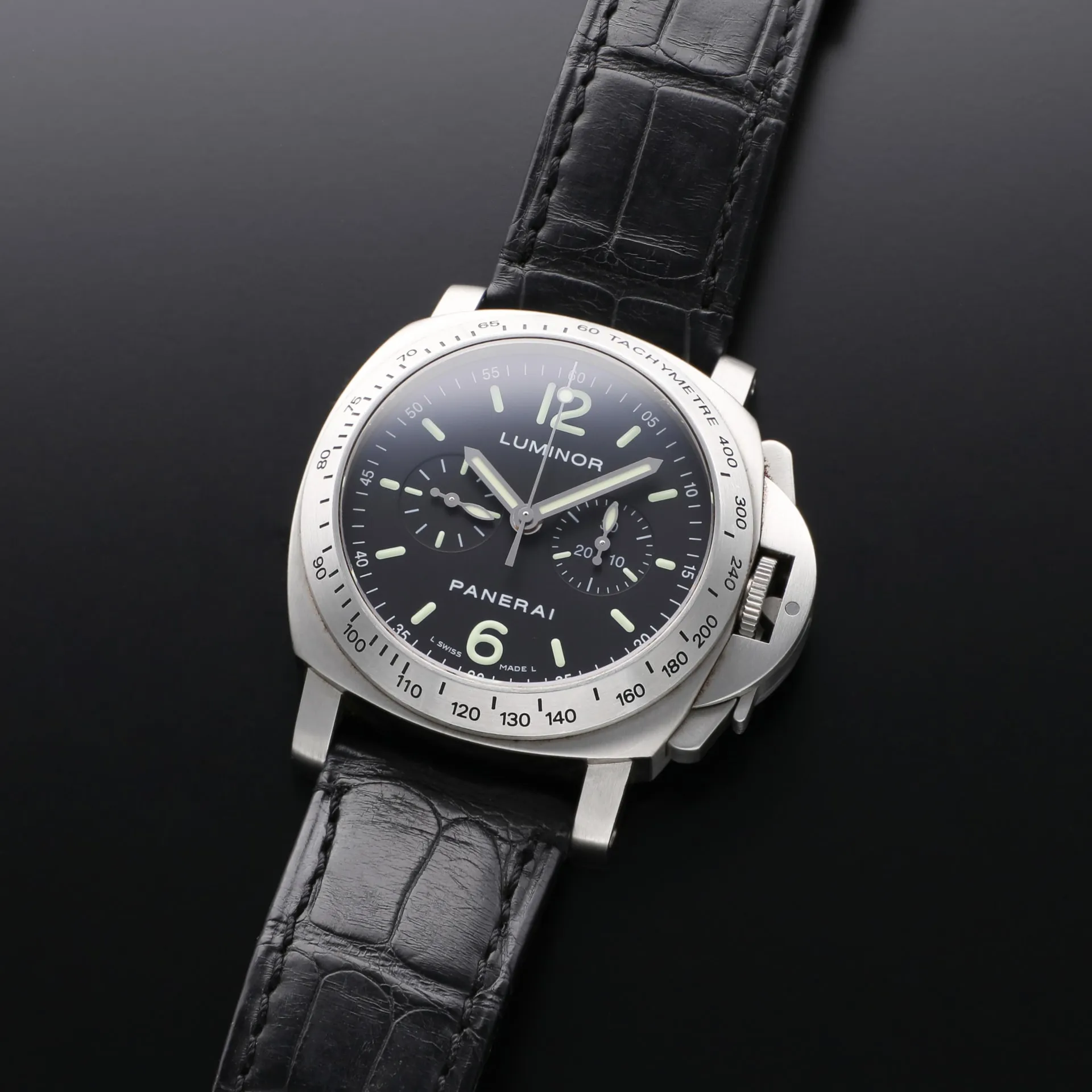 Panerai Luminor PAM 00215 40mm Stainless steel Black 1