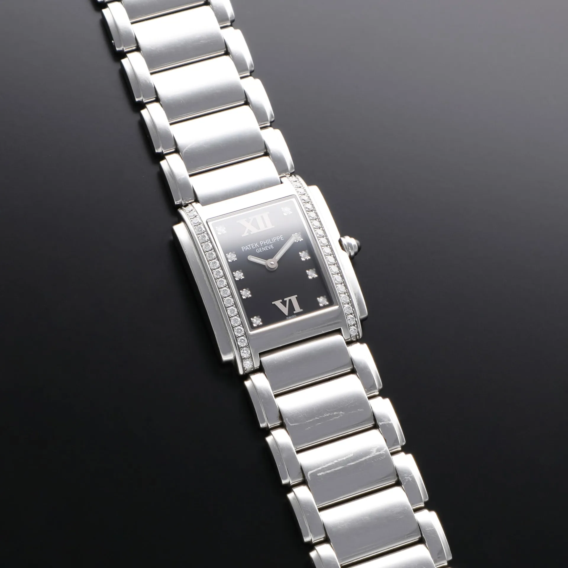 Patek Philippe Twenty~4 4910/10A-001 Stainless steel Black 2