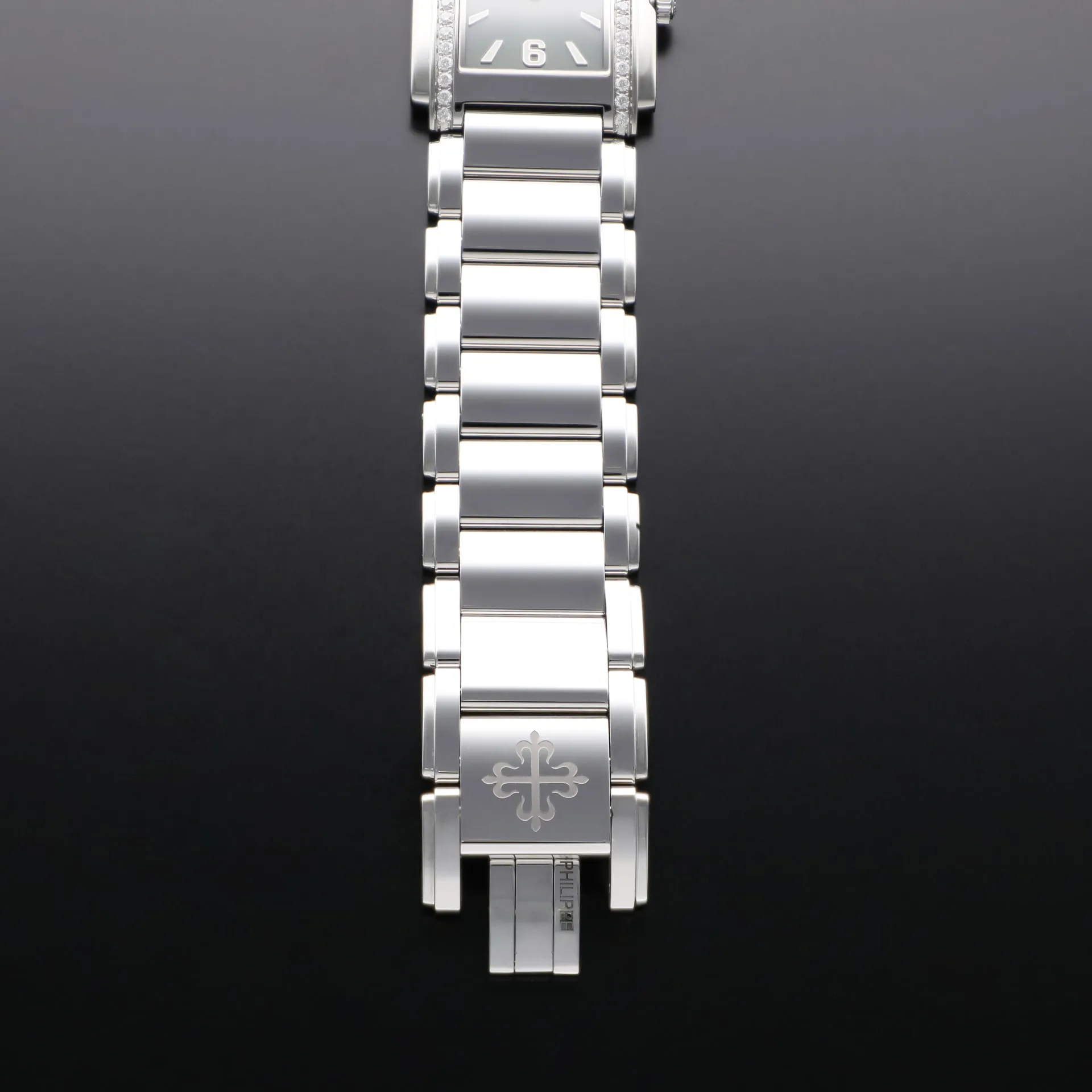 Patek Philippe Twenty~4 4910/1200A-011 25mm Stainless steel Green 4