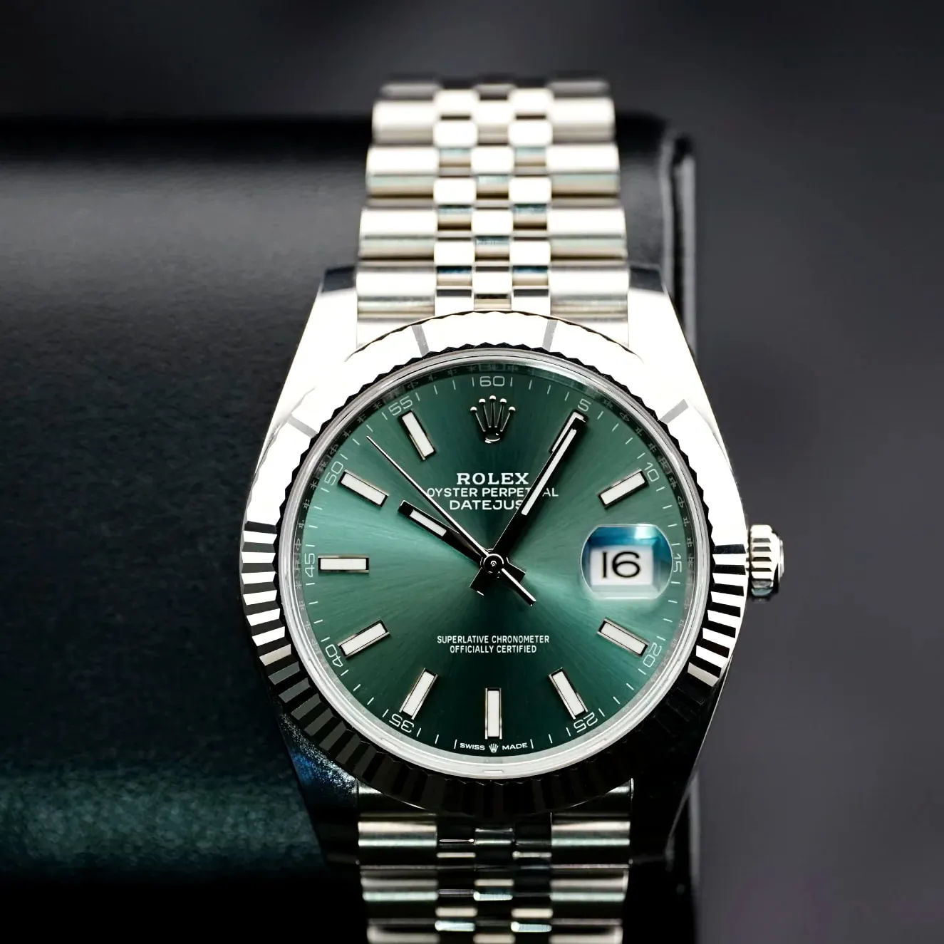 Rolex Datejust 41 126334-0028 41mm White gold and Oystersteel Green