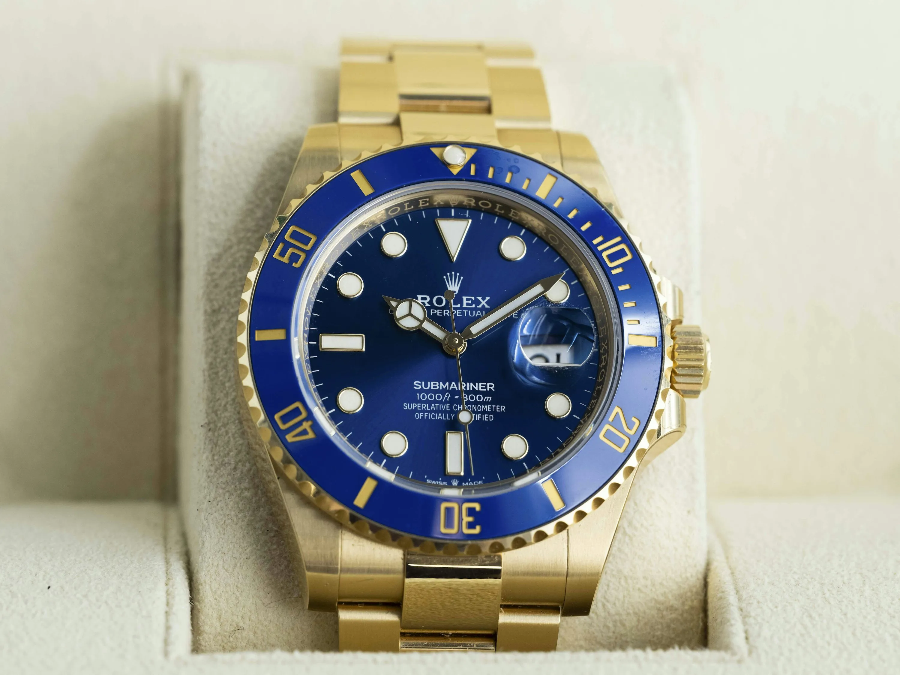 Rolex Submariner 126618LB 41mm Yellow gold Blue 4