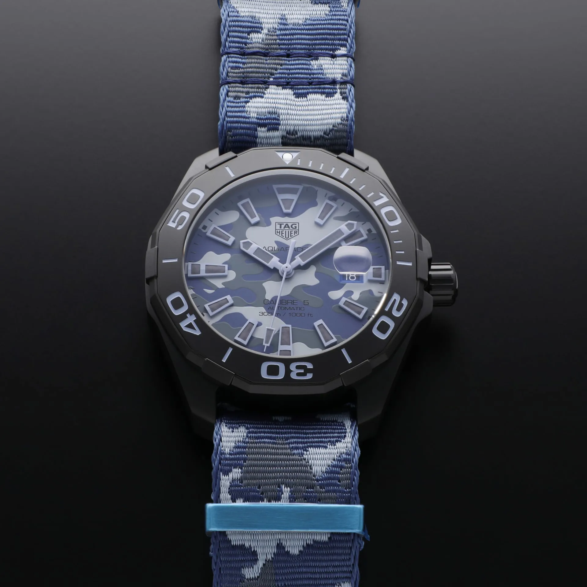 TAG Heuer Aquaracer WAY208D.FC8221 43mm Titanium Blue