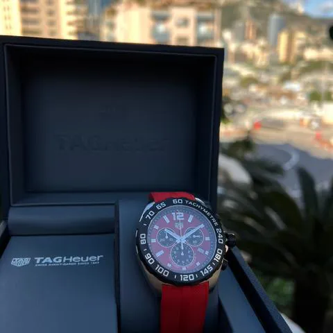 TAG Heuer Formula 1 CAZ101AN.FT8055 43mm Stainless steel Red 4