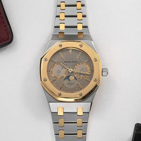 Audemars Piguet Royal Oak 25594SA 36mm Yellow gold and Stainless steel Silver 1