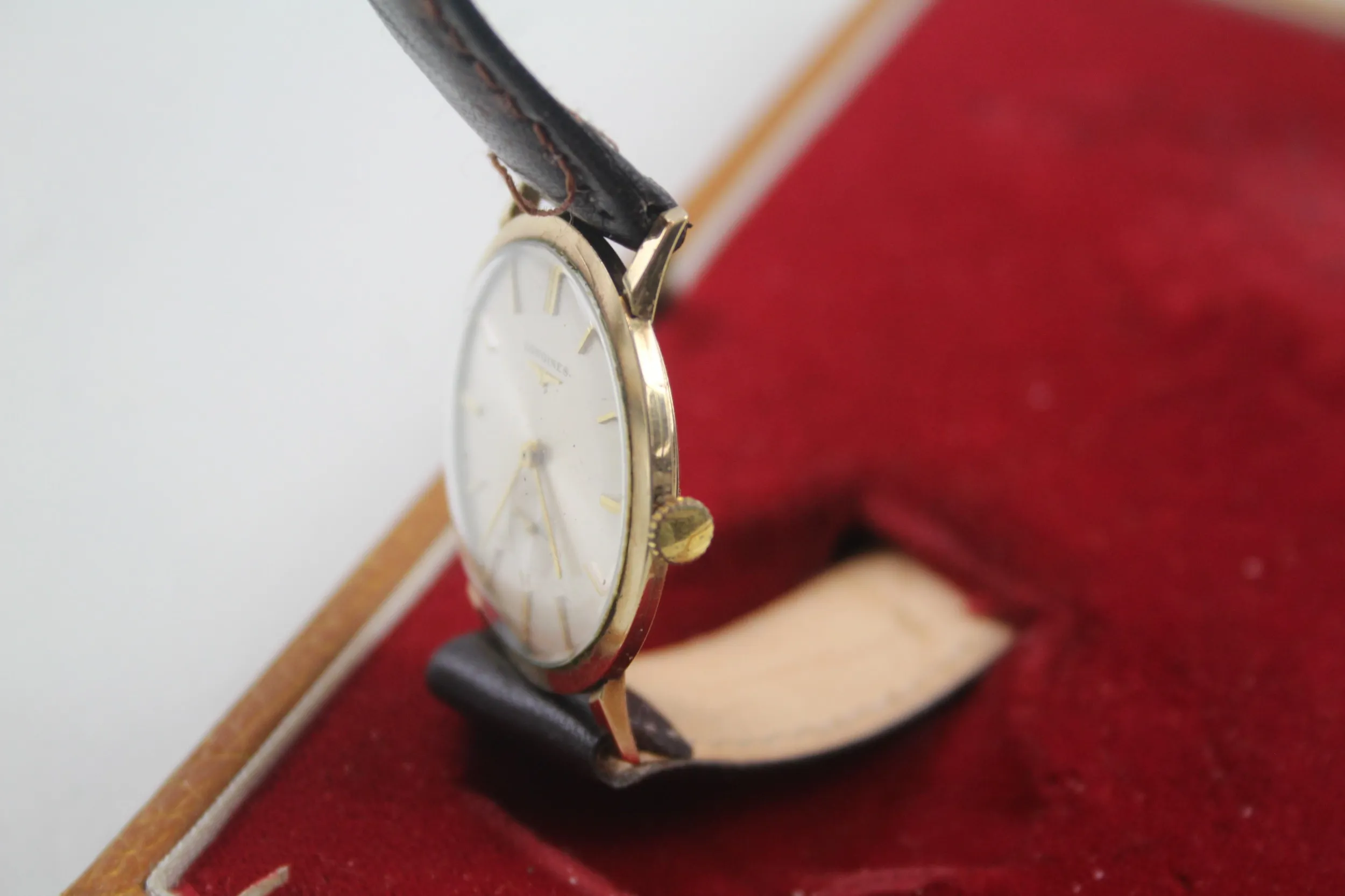 Longines 33mm 9ct Gold 1