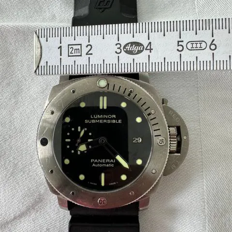 Panerai Submersible PAM 00305 47mm Titanium Black 1