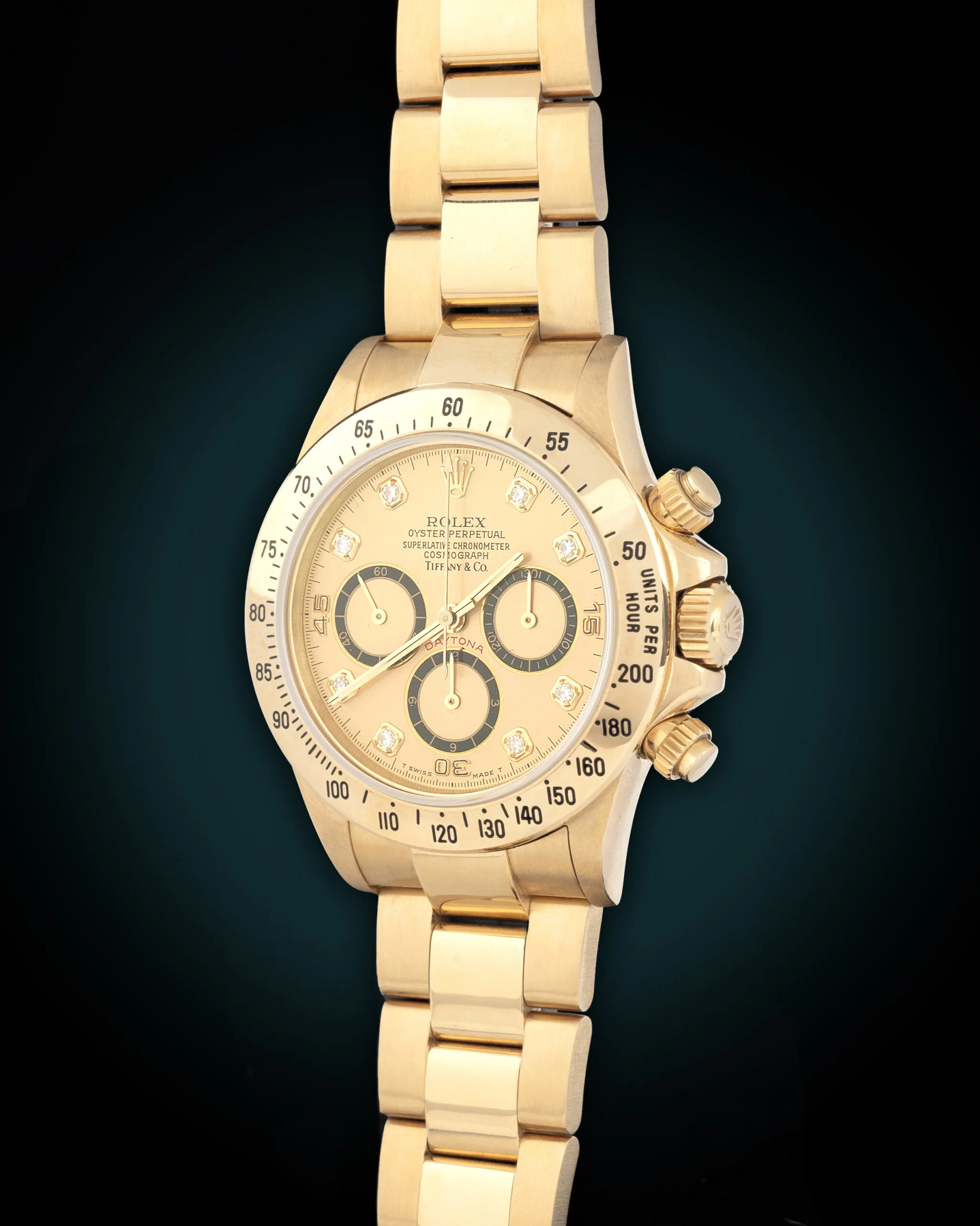 Rolex Daytona 16528 40mm Yellow gold Black 2