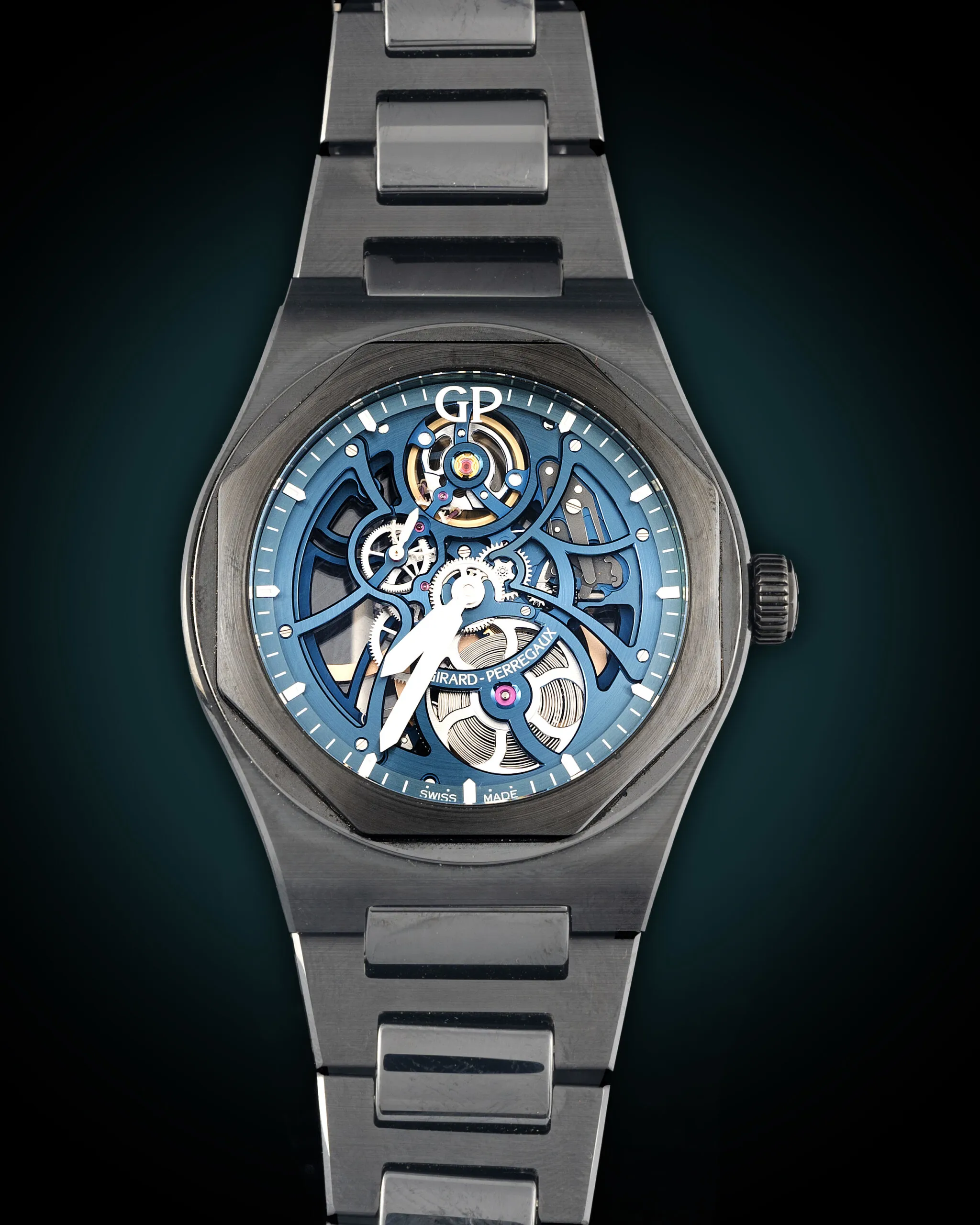 Girard-Perregaux Laureato 81015-32-001-32A 42mm Ceramica Skeleton