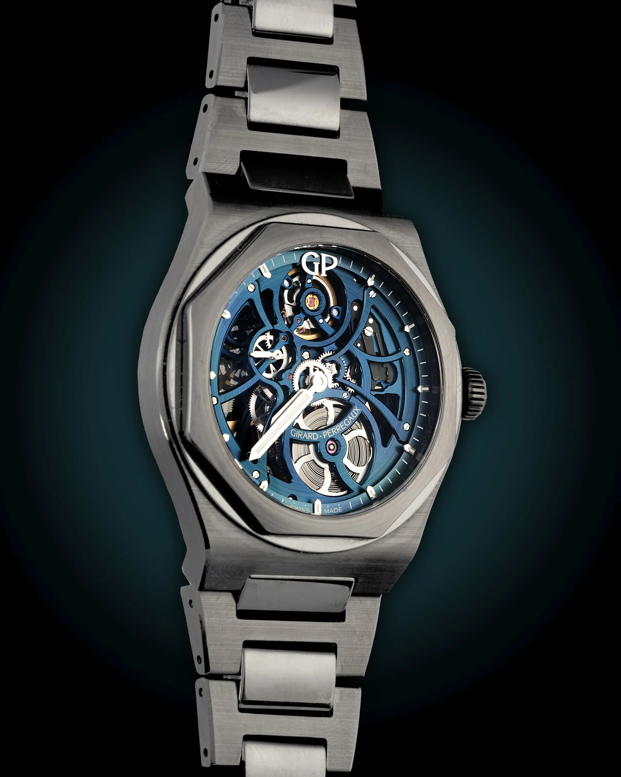 Girard-Perregaux Laureato 81015-32-001-32A 42mm Ceramica Skeleton 2