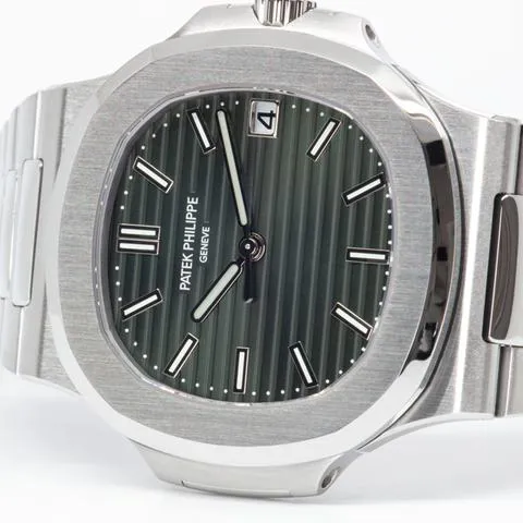 Patek Philippe Nautilus 5711/1A-014 40mm Stainless steel Green 3