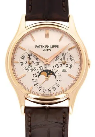 Patek Philippe Perpetual Calendar 5140 37mm Rose gold White