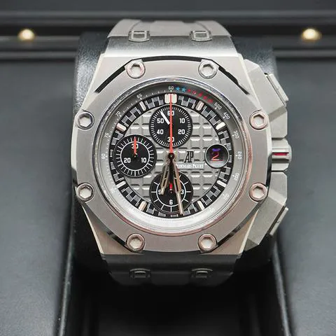 Audemars Piguet Royal Oak Offshore 26568IM.OO.A004CA.01 44mm Titanium Gray