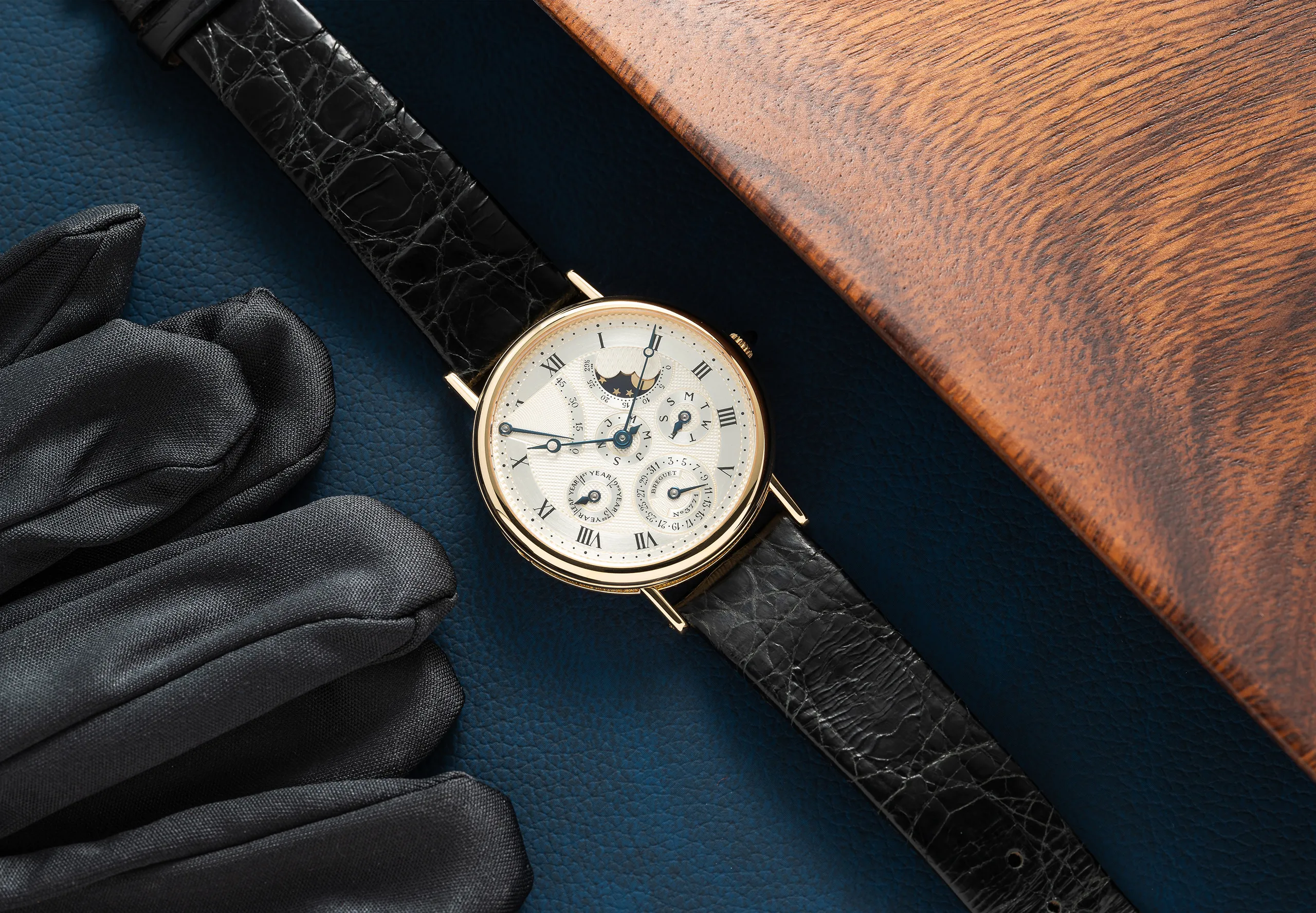 Breguet Classique Perpetual Calendar 3310 36mm Yellow gold and 18k yellow gold Guilloché 2