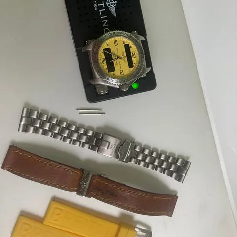 Breitling Emergency E76321 43mm Titanium Yellow 8