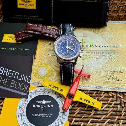 Breitling Navitimer World A2432212/B726 46mm Stainless steel Black 1