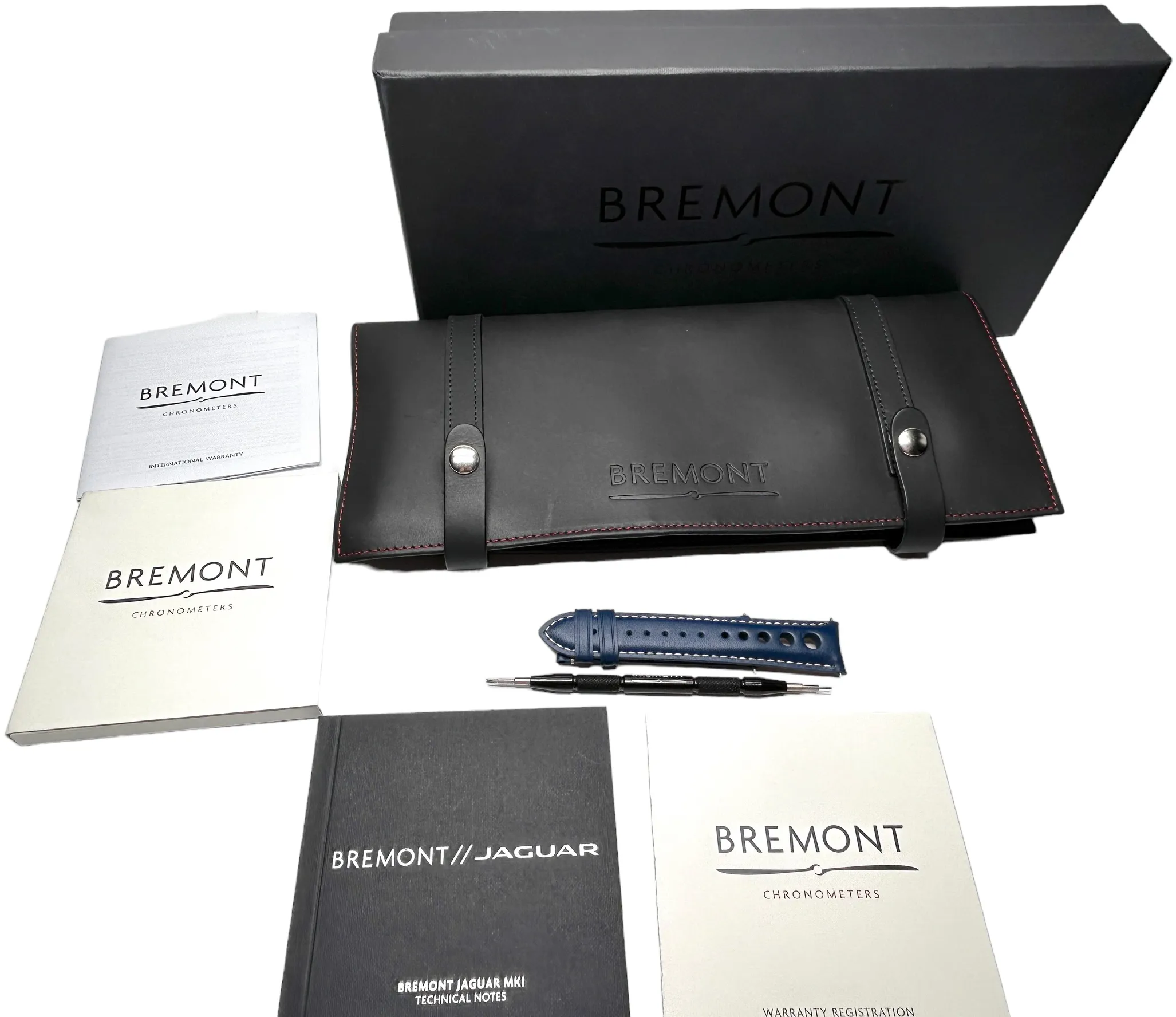 Bremont Jaguar BJ-I/BK 43mm Stainless steel Black Arabic 4