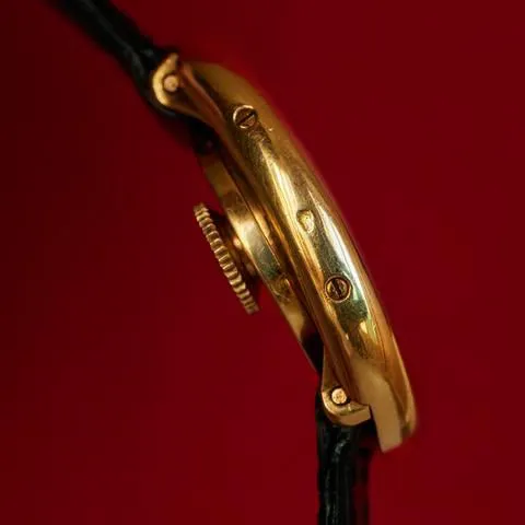 Cartier Baignoire 20mm Yellow gold 2