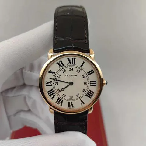 Cartier Ronde de Cartier W6800251 36mm Rose gold 1