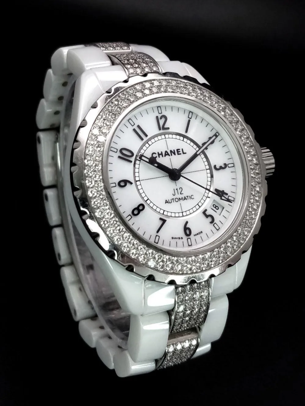 Chanel J12 39mm Ceramic and Stainless steel and Diamond White 3