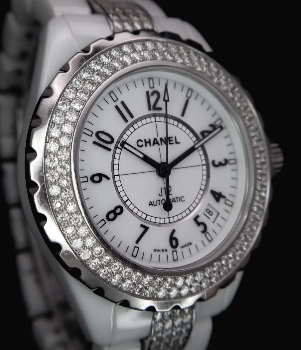 Chanel J12 39mm Ceramic and Stainless steel and Diamond White 4