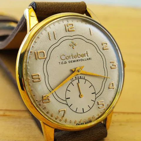 Cortébert CORTÉBERT 36mm Yellow gold and Stainless steel Multi-color