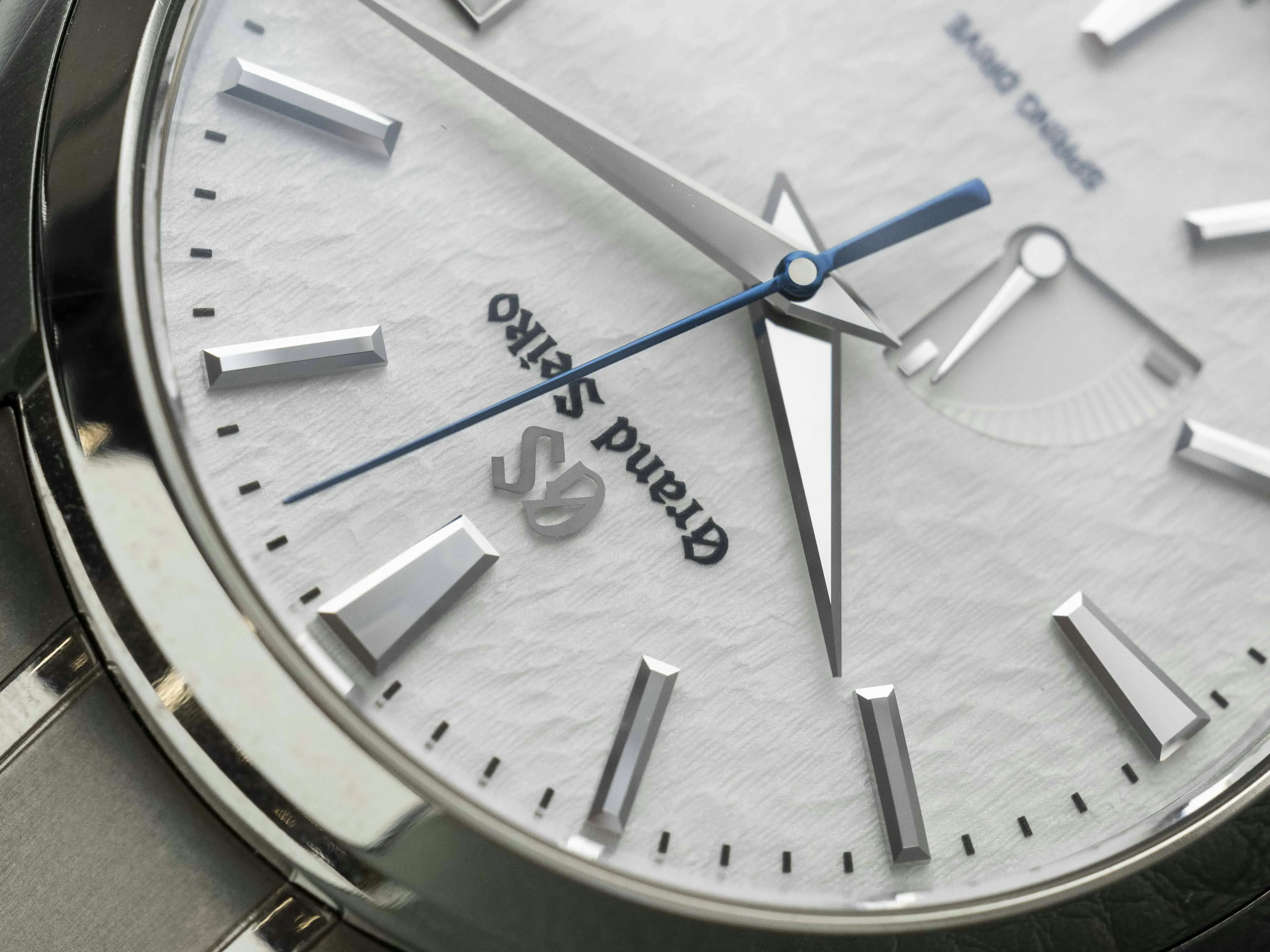 Grand Seiko Spring Drive SBGA211 41mm Titanium White 2