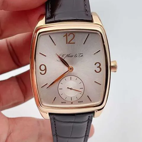 H. Moser & Cie. Henry 324.607-004 39mm Rose gold Gray