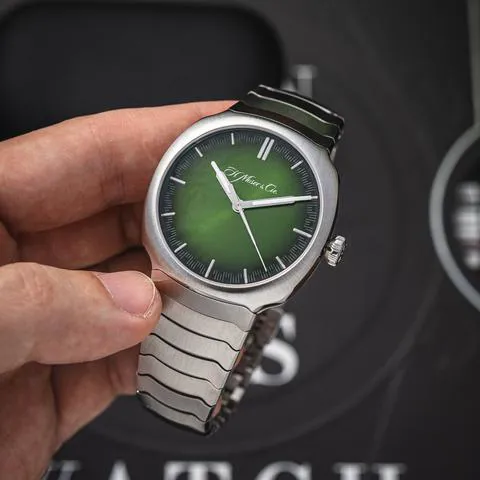 H. Moser & Cie. Streamliner 6200-1200 40mm Stainless steel Green 4