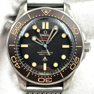 Omega Seamaster Diver 300M 210.90.42.20.01.001 Titanium Brown