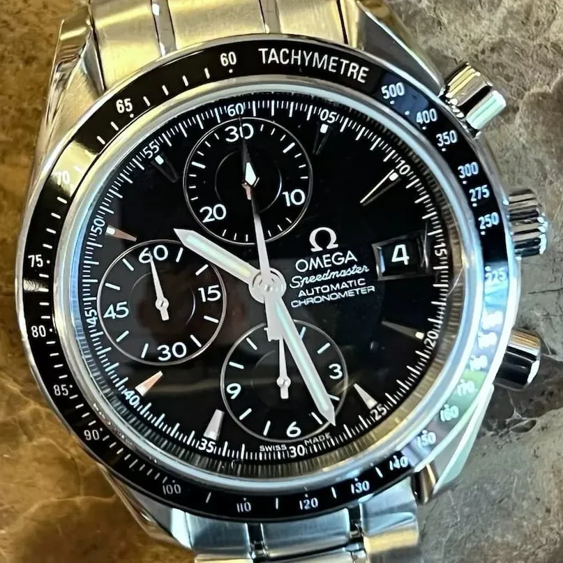 Omega Speedmaster Date 32105000 40mm Stainless steel Black