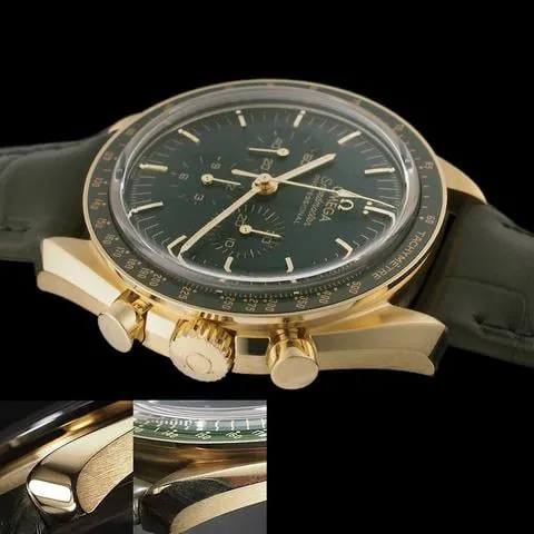 Omega Speedmaster Moonwatch 310.63.42.50.10.001 42mm Yellow gold Green 4