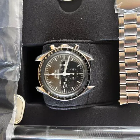 Omega Speedmaster Moonwatch 311.30.42.30.01.005 42mm Stainless steel Black 10