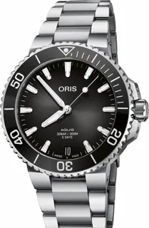 Oris Aquis Date 01 400 7769 4154-07 8 22 09PEB Stainless steel Gray