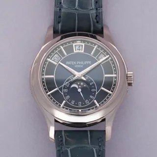 Patek Philippe Annual Calendar 5205G-013 White gold Blue