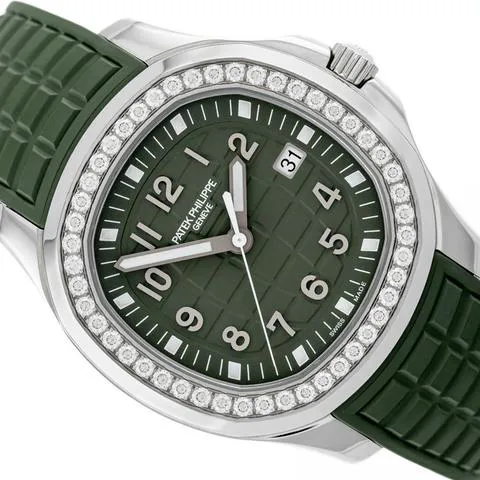 Patek Philippe Aquanaut 5267/200A-011 39mm Stainless steel Green