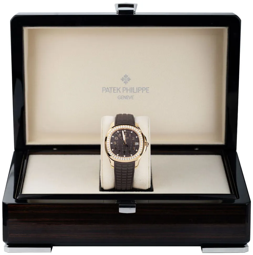 Patek Philippe Aquanaut 5268/200R-010 39mm Rose gold Brown 6