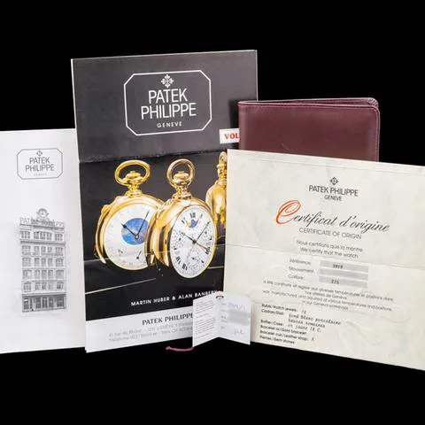 Patek Philippe Calatrava 3919J-001 33mm Yellow gold White 8