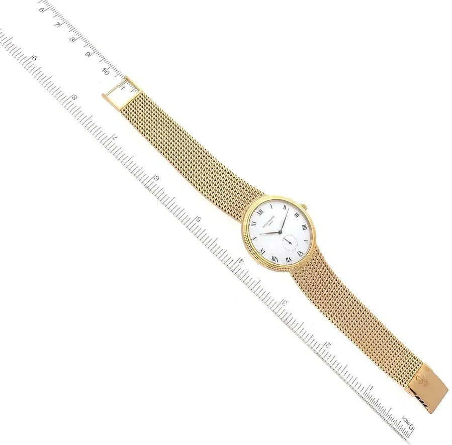 Patek Philippe Calatrava 3919J 33mm Yellow gold White 4