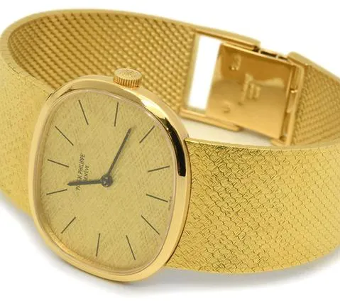 Patek Philippe Golden Ellipse 3545/2 32mm Yellow gold Gold 7