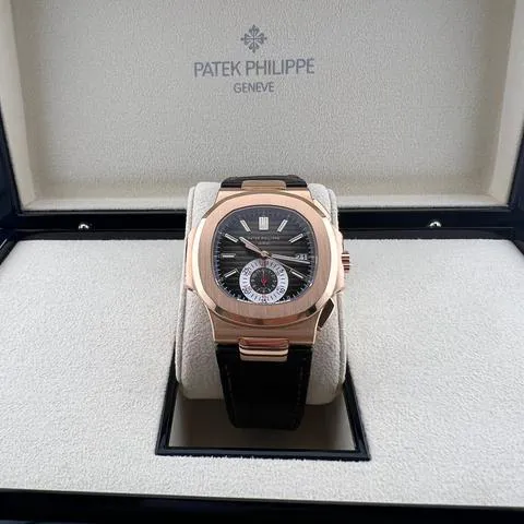 Patek Philippe Nautilus 5980R-001 40.5mm Rose gold Brown 1