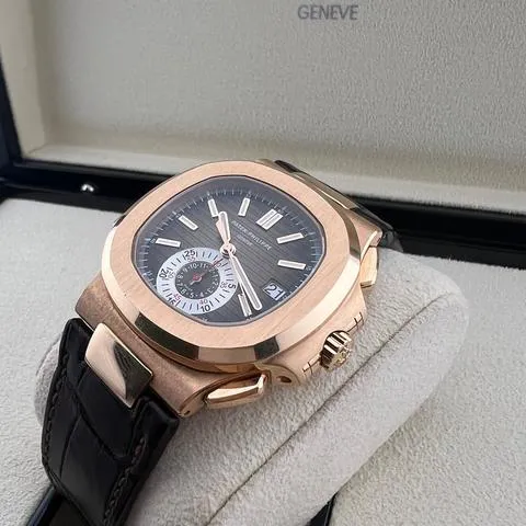 Patek Philippe Nautilus 5980R-001 40.5mm Rose gold Brown 6