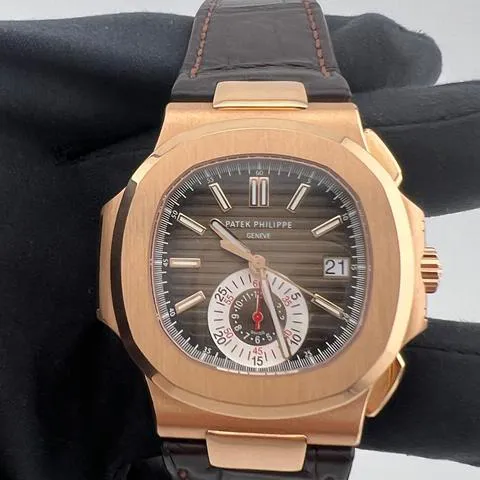 Patek Philippe Nautilus 5980R-001 40.5mm Rose gold Brown 9