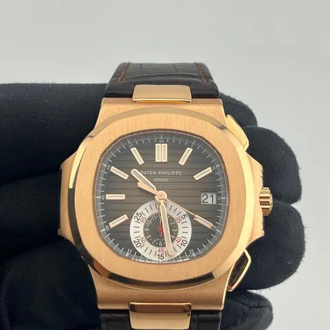 Patek Philippe Nautilus 5980R-001 40.5mm Rose gold Brown 11