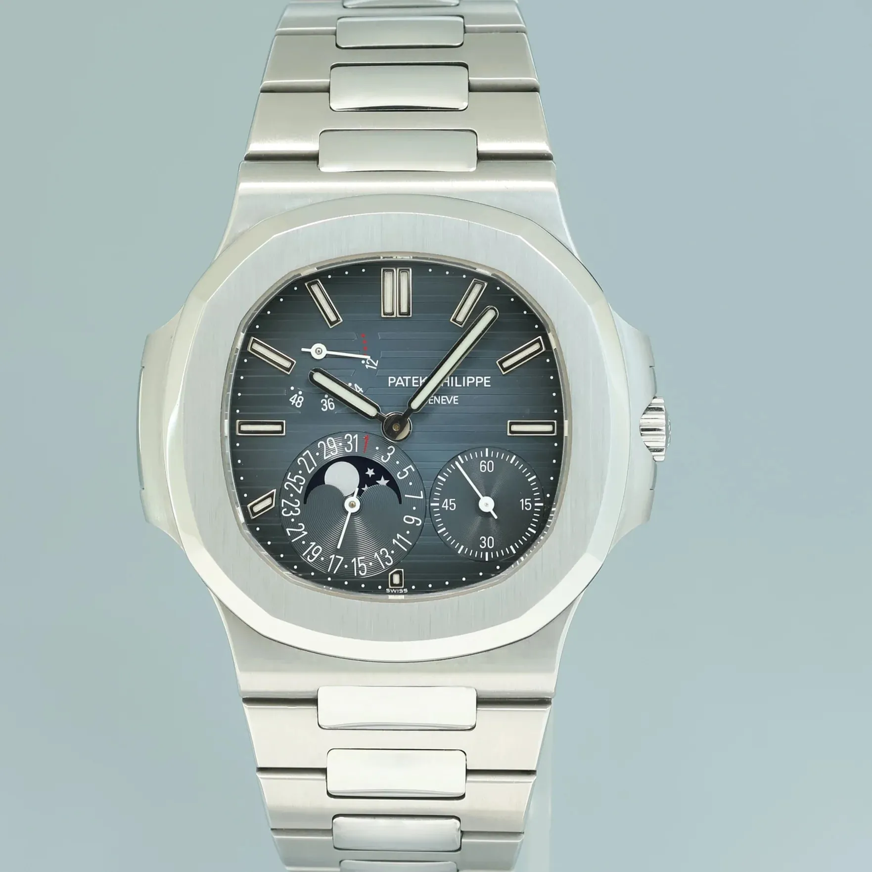 Patek Philippe Nautilus Moonphase 5712/1A-001 40mm Stainless steel Blue