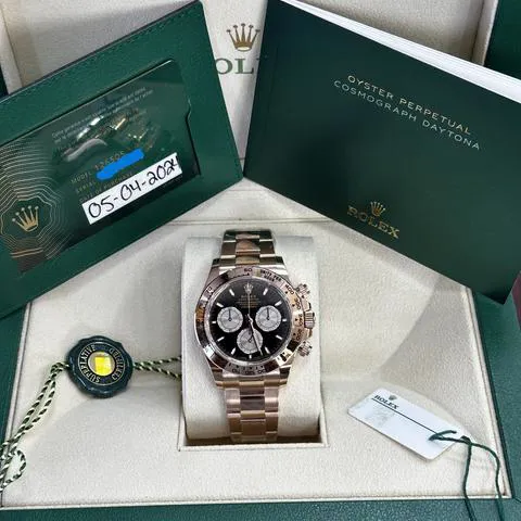 Rolex Daytona 126505 40mm Rose gold Rose